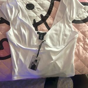 Sincerely Jules Elegant White crop top